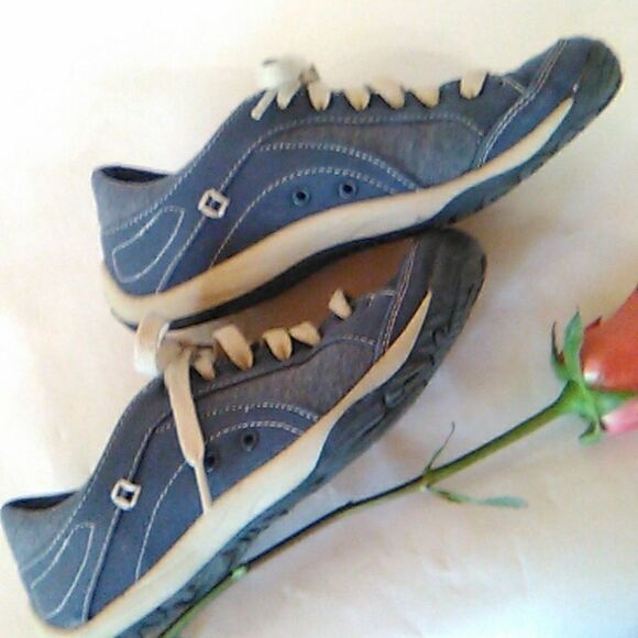 Dr. Scholls Athletic Shoes - Picture 2 of 9